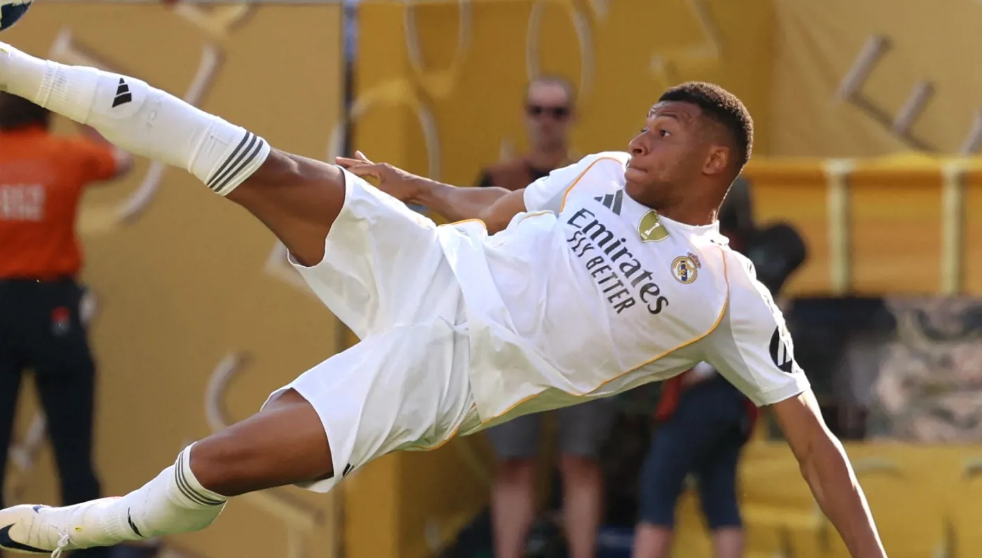 مبابي يواجه باريس سان جيرمان في مواجهة تحمل طابع الثأر