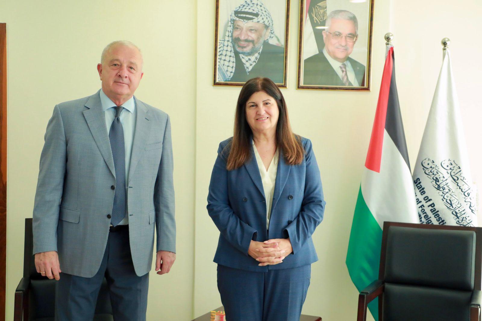 وزيرة الخارجية تثمن الموقف الروسي الداعم لحقوق الشعب الفلسطيني-الحياة الجديدة