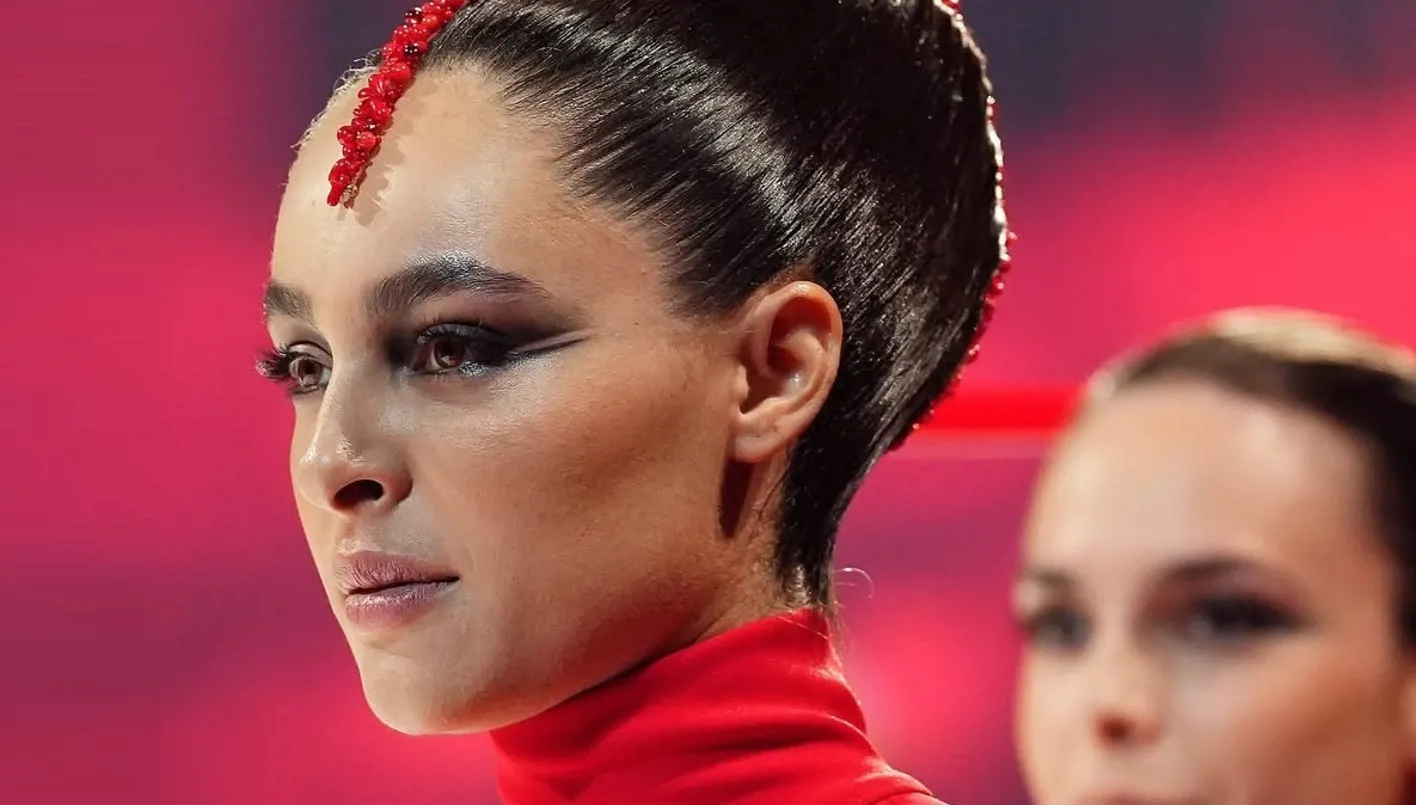 صيحات جمالية آسرة من أشهر العروض للأزياء الراقية في باريس 2026