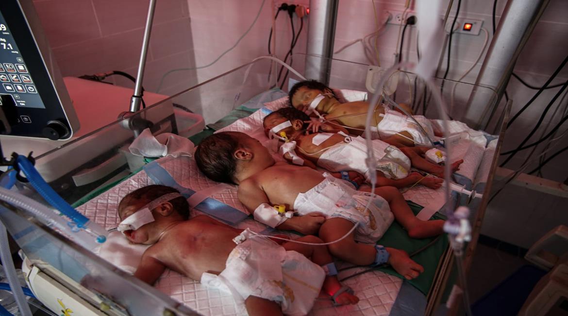 إسرائيل تعرقل إدخال مواد غذائية للأطفال الرضع وتتسبب بوفاتهم في غزة-الحياة الجديدة