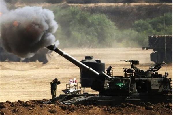 مدفعية الاحتلال تستهدف منطقة المسلخ غرب خان يونس