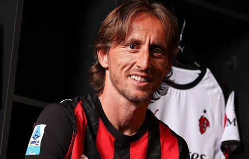 مودريتش ينضم الى ميلان الإيطالي رسمياً