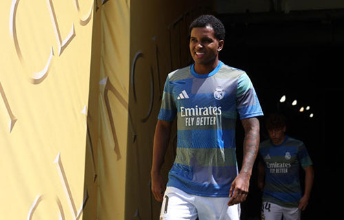 ليفربول يسعى لضم لاعبي ريال مدريد ونيوكاسل.. رودريغو وأيزاك