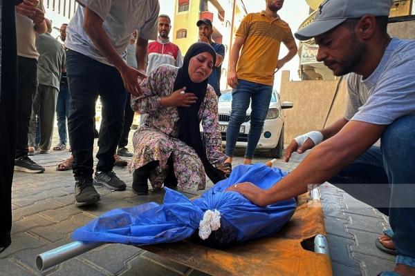 10 شهداء في قصف الاحتلال منطقة التوام وكنيسة دير اللاتين بقطاع غزة-الحياة الجديدة