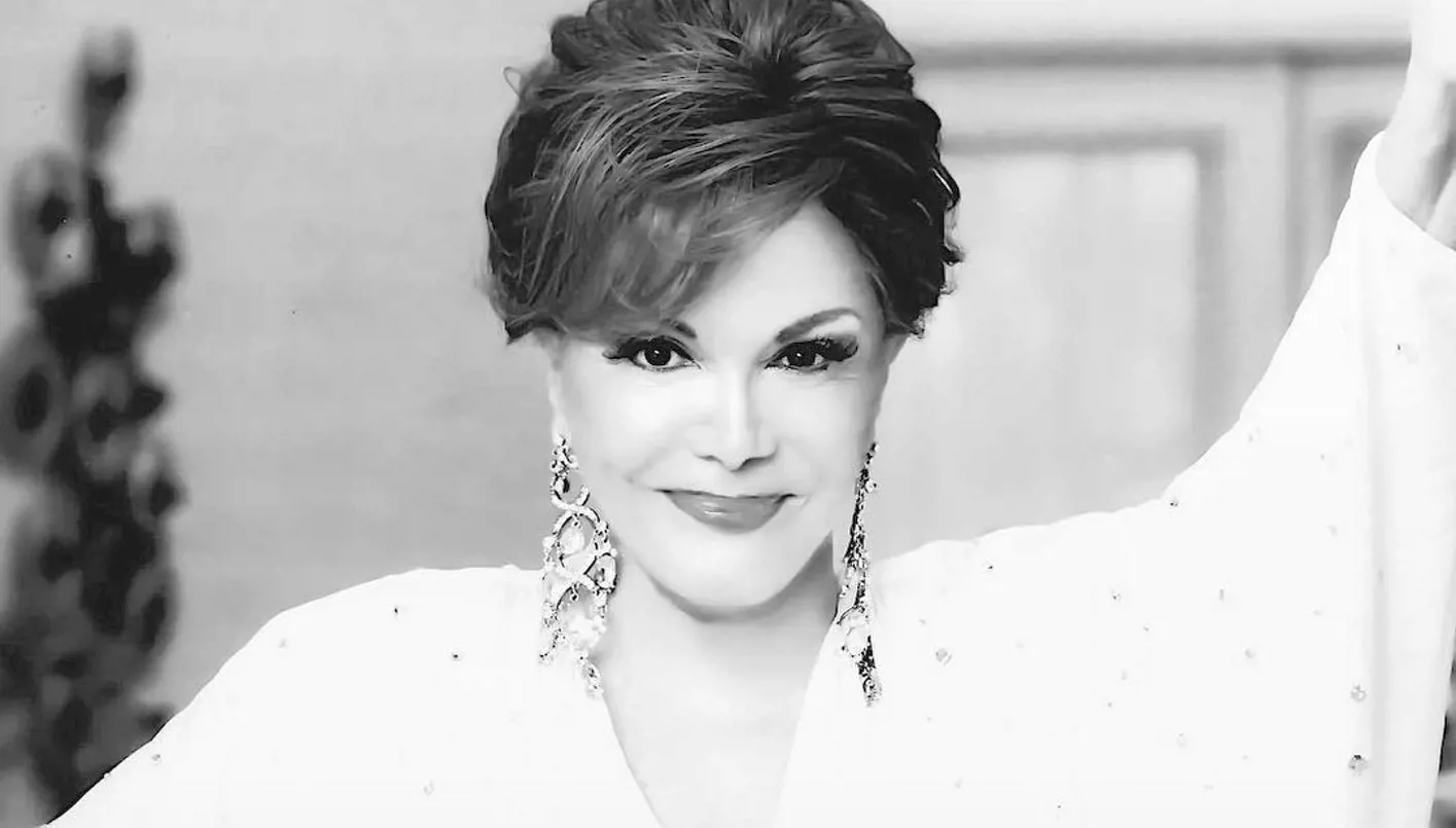 وفاة كوني فرانسيس بعمر 87 عاماً … وأغنيتها ‘Pretty Little Baby’ تخلّد ذكراها