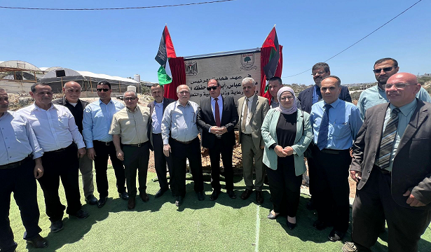 برهم يتفقد مدارس بيت ليد وعتيل ويوقّع اتفاقيات لبناء مدرسة جديدة-الحياة الجديدة