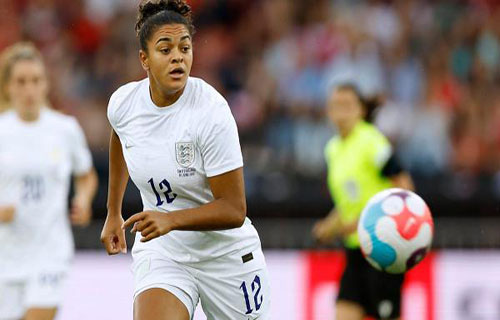 الإنكليزية كارتر تكشف تتعرض
لإساءات عنصرية في يورو 2025