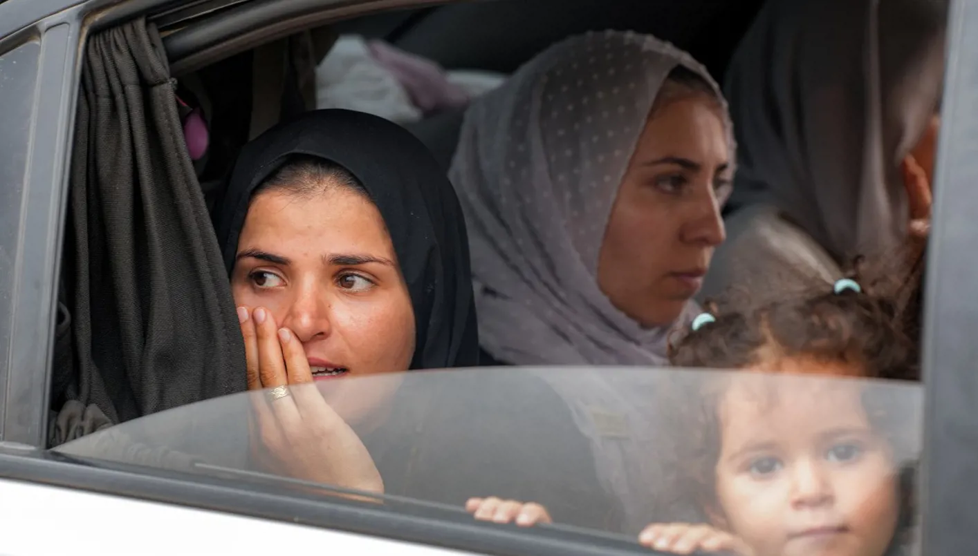 صناعة الطائفية وصناعة السلام