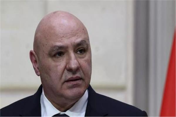 الرئيس اللبناني يكشف عن إجرائه اتصالات مع حزب الله لحل مسألة السلاح