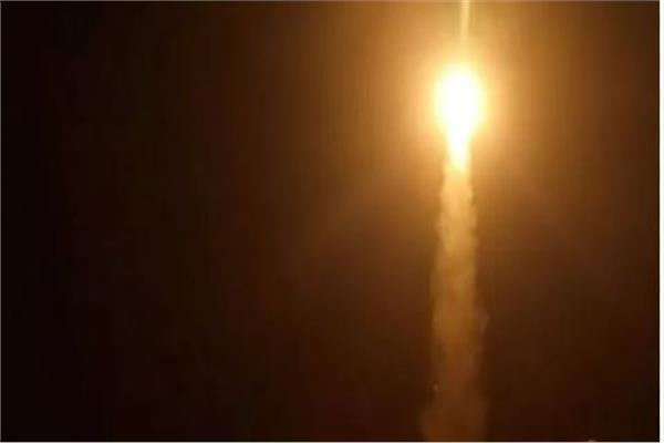 إطلاق صاروخ من اليمن تجاه الأرضي المحتلة وصافرات الإنذار تدوي في إسرائيل