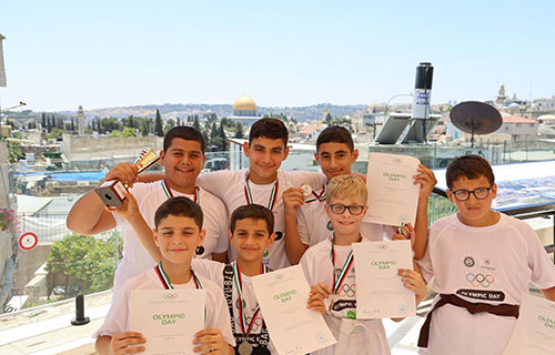 “الأولمبية” تواصل تنظيم فعاليات برنامج الأسبوع الأولمبي بأنشطة رياضية متنوعة