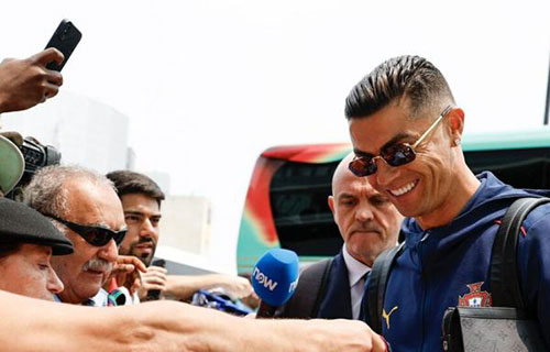 رونالدو .. أول لاعب كرة قدم في
التاريخ يدخل قائمة المليارديرات