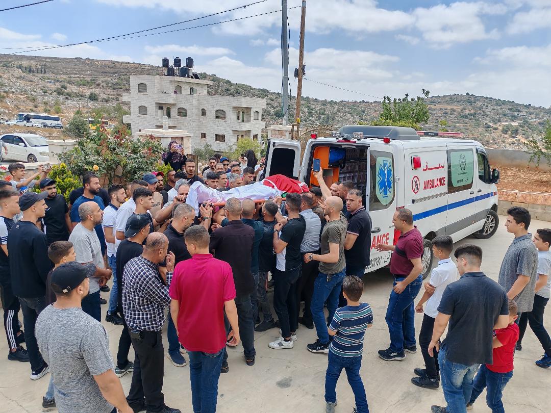 سلواد تودع شهيدها خميس عياد إلى مثواه الأخير-الحياة الجديدة