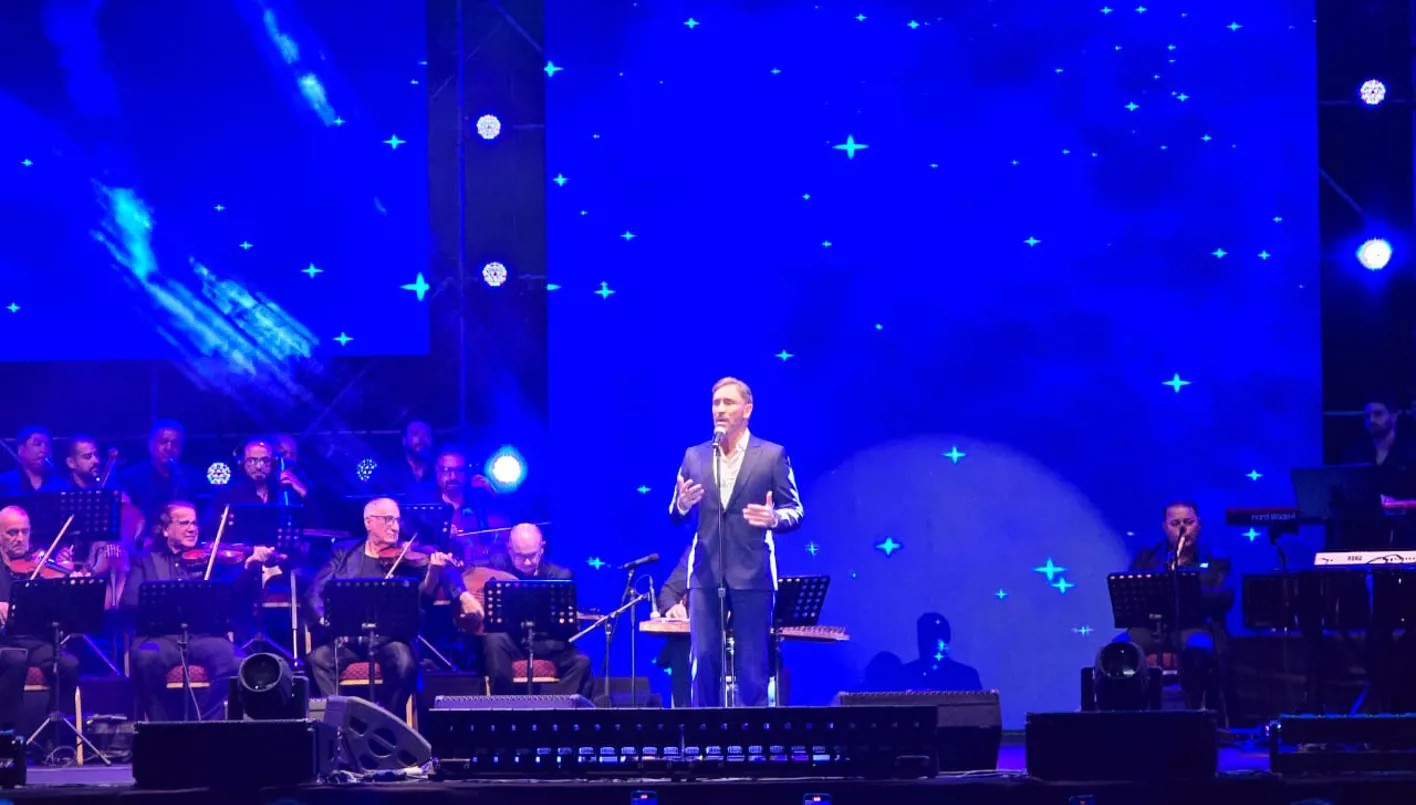 جمهور كاظم السّاهر في إهدنيّات: طلبات زواج وإشادات بالمهرجان اللبناني (فيديو)