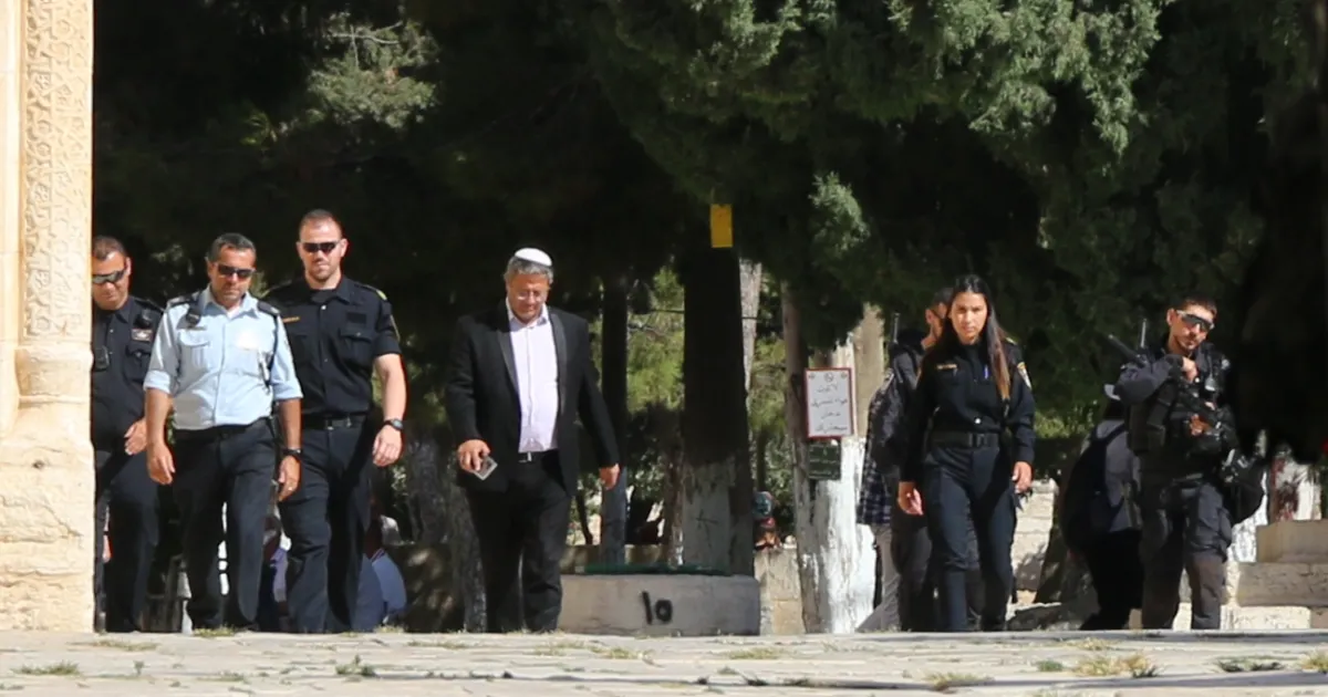 1251 مستعمرا يتقدمهم المتطرف بن غفير يقتحمون المسجد الأقصى-الحياة الجديدة