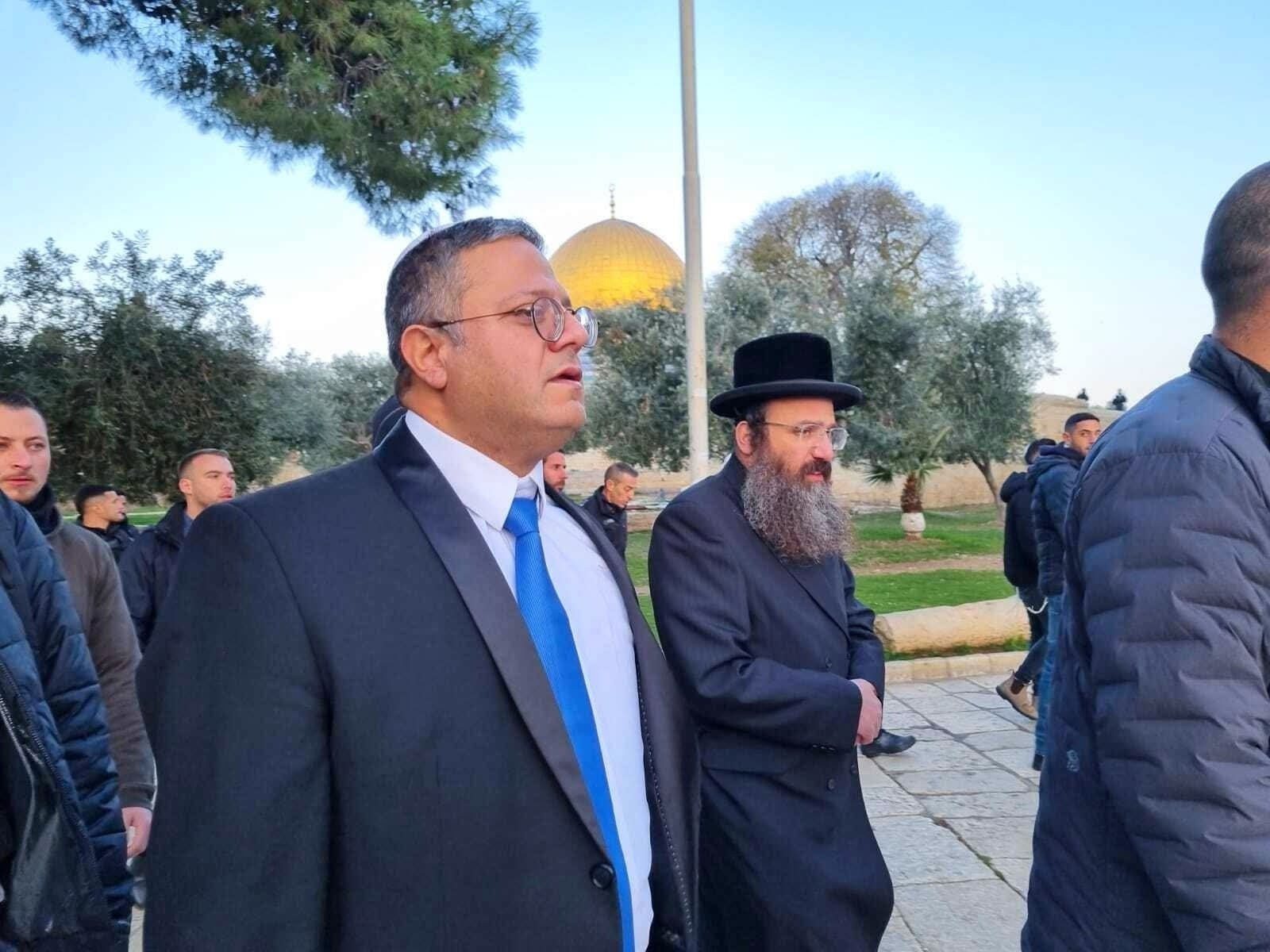 بن غفير يقتحم الأقصى في استعراض سياسي خطير والقدس على شفا انفجار-الحياة الجديدة