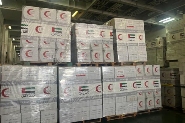 الإمارات ترسل سفينة المساعدات الثامنة لـ العريش تمهيدًا لدخولها غزة