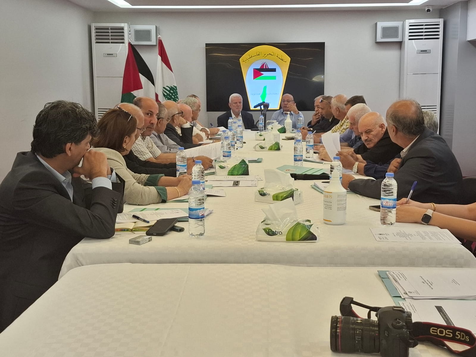 الاتفاق على تشكيل لجنة تحضيرية لإجراء انتخابات اللجان الشعبية الفلسطينية في لبنان-الحياة الجديدة