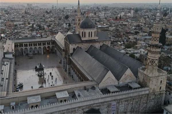 بعد غضب عارم.. «الأوقاف السورية» تكشف حقيقة «فيديو السيارة» في الجامع الأموي