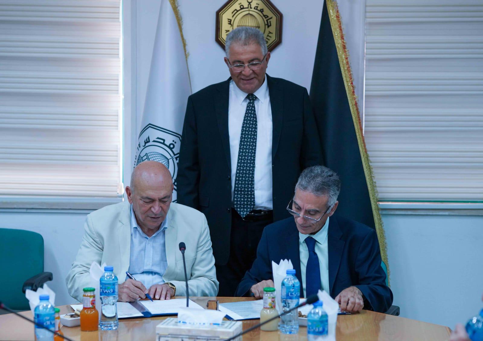 جامعة القدس ووزارة السياحة توقعان اتفاقية لتعزيز التعاون الأكاديمي والمهني في قطاع السياحة-الحياة الجديدة