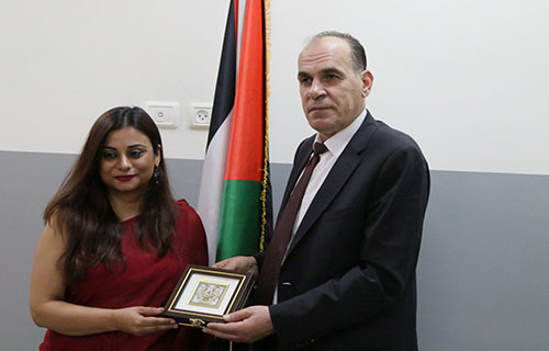 القدومي يناقش مع سفيرة الهند سبل تعزيز التعاون المشترك في قطاعَي الشباب والرياضة