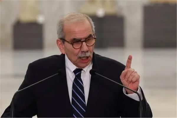 رئيس وزراء لبنان: لا أحد يريد الحرب الأهلية والتهديد والتلويح بها مرفوض تمامًا