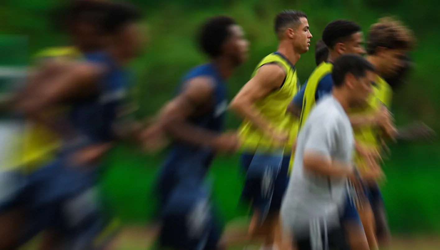 لحظة ساحرة لمحبّي رونالدو في قلب هونغ كونغ (فيديو وصور)