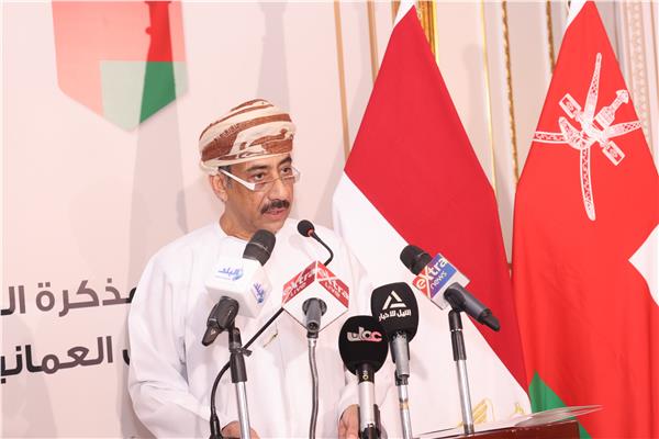 توقيع اتفاقية شراكة مصرية عُمانية في قطاع البتروكيماويات