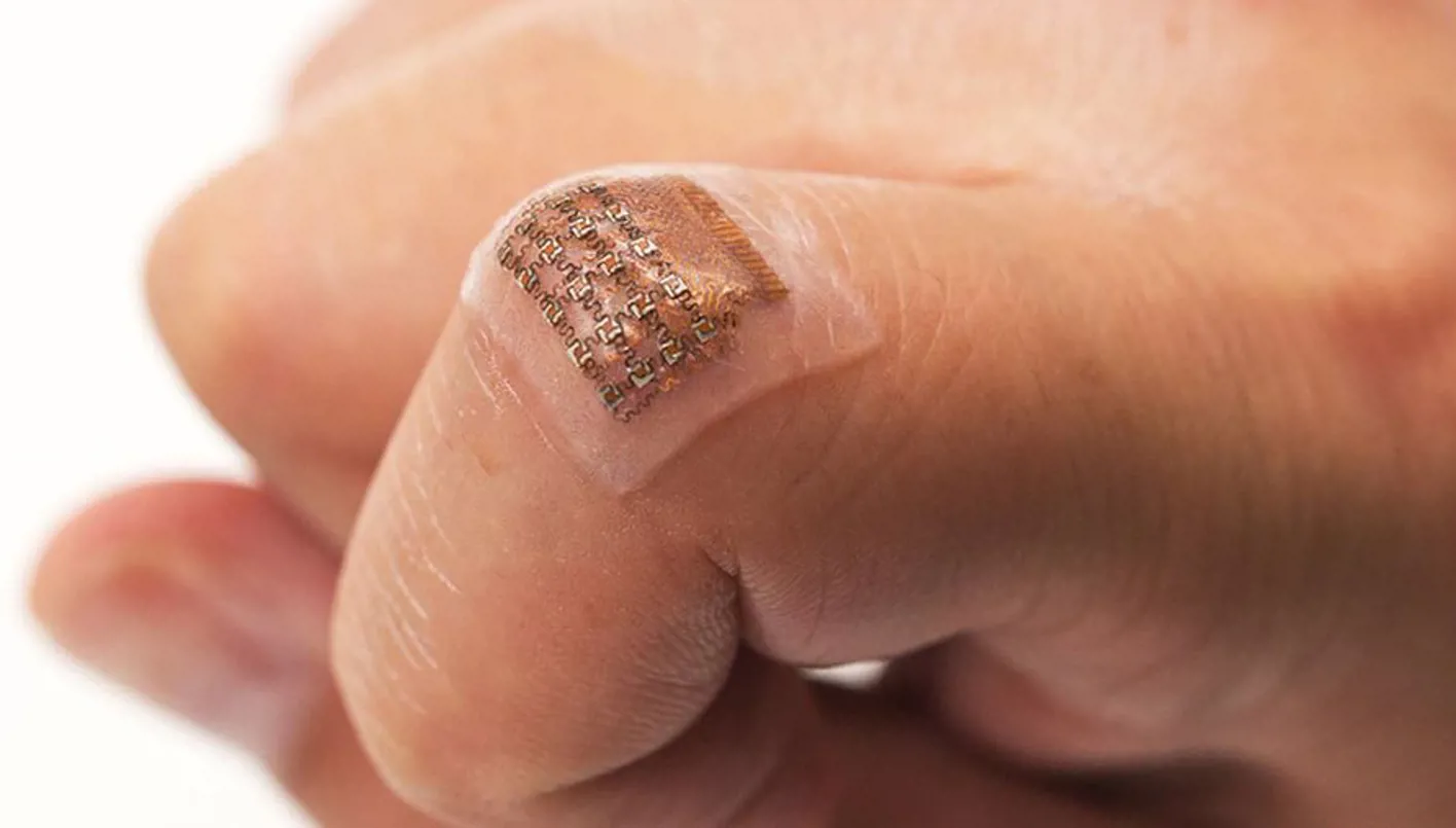 ابتكار جديد… رقعة ذكية تراقب صحتك يومياً (فيديو)