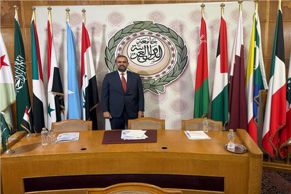 أستاذ قانون: دمج الذكاء الاصطناعي بدراسة القانون ضرورة لمواجهة الجرائم الإلكترونية 