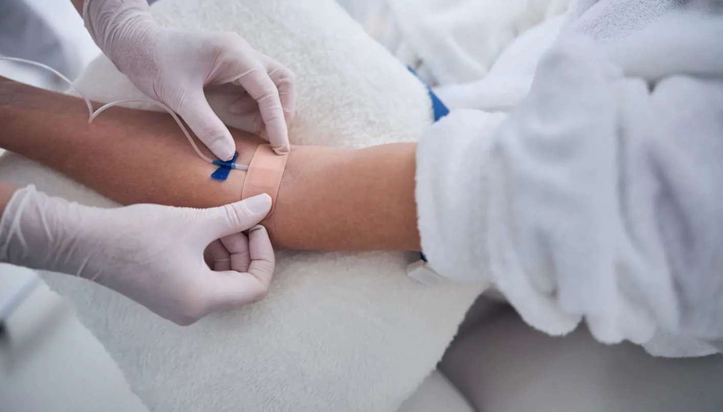 تكنولوجيا متطورة تُحدث نقلة نوعية في تسريع الحقن الوريدي البطيء