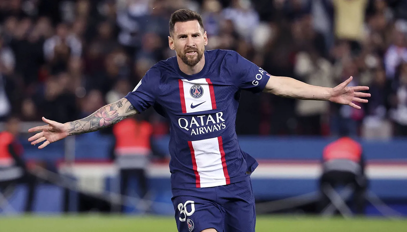 7 انتقالات شكلت مفاجأة في عالم كرة القدم