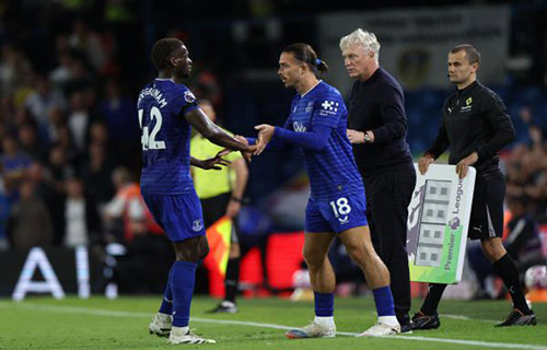 جريليش يهدي تمريرتيه
الحاسمتين لـ “دي بروين”