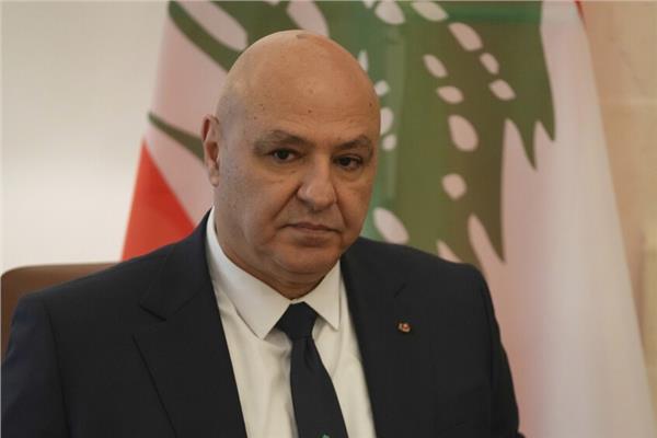 الرئاسة اللبنانية: عون يؤكد الالتزام بإعلان وقف الأعمال العدائية