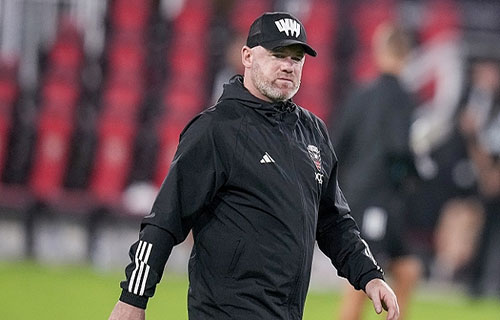 روني: الوضع في مانشستر يونايتد يدعو للقلق
وأموريم قد يكافح للبقاء بمنصبه