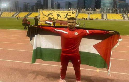 الفريق الرجوب يعزي باستشهاد العداء علام العمور