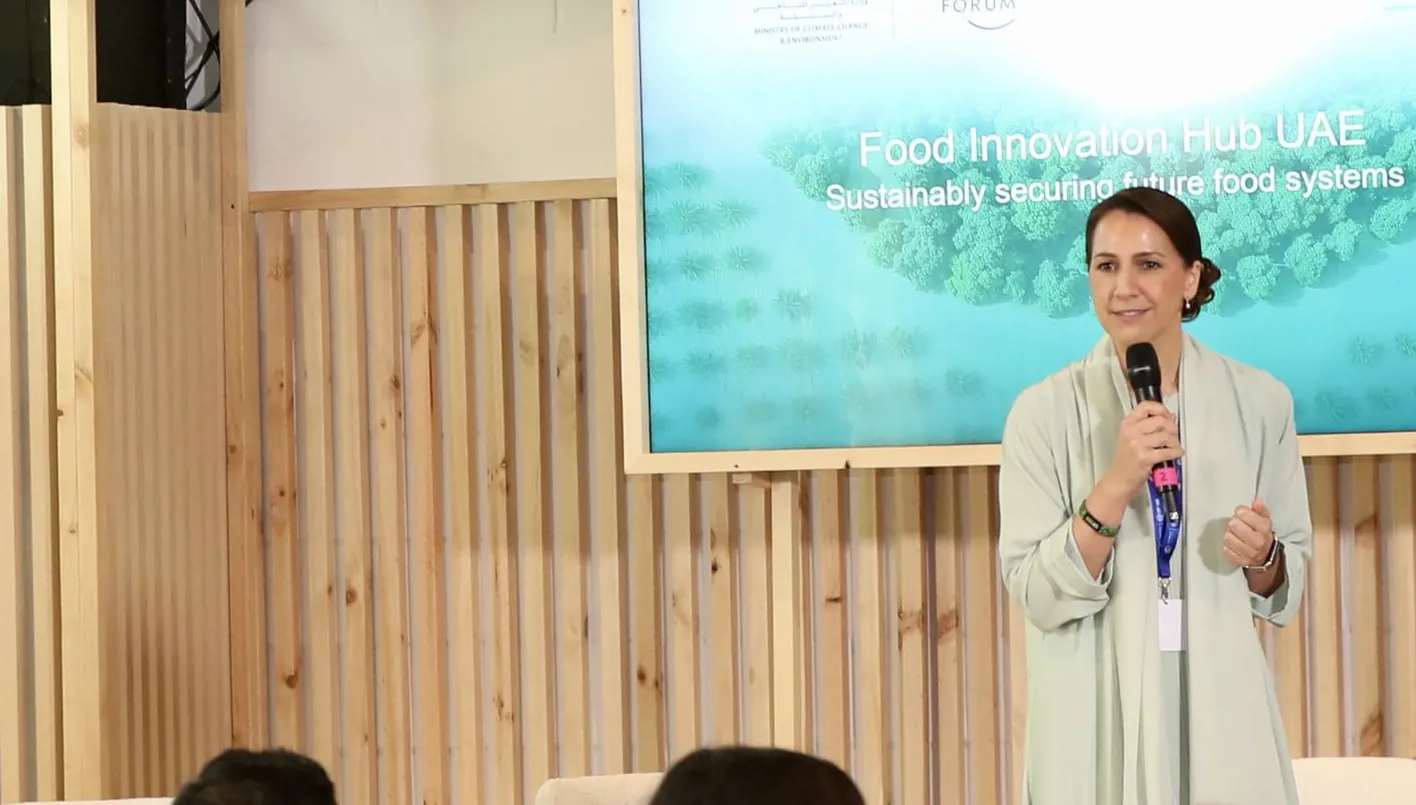 المرأة الإماراتية وريادة التكنولوجيا والفضاء