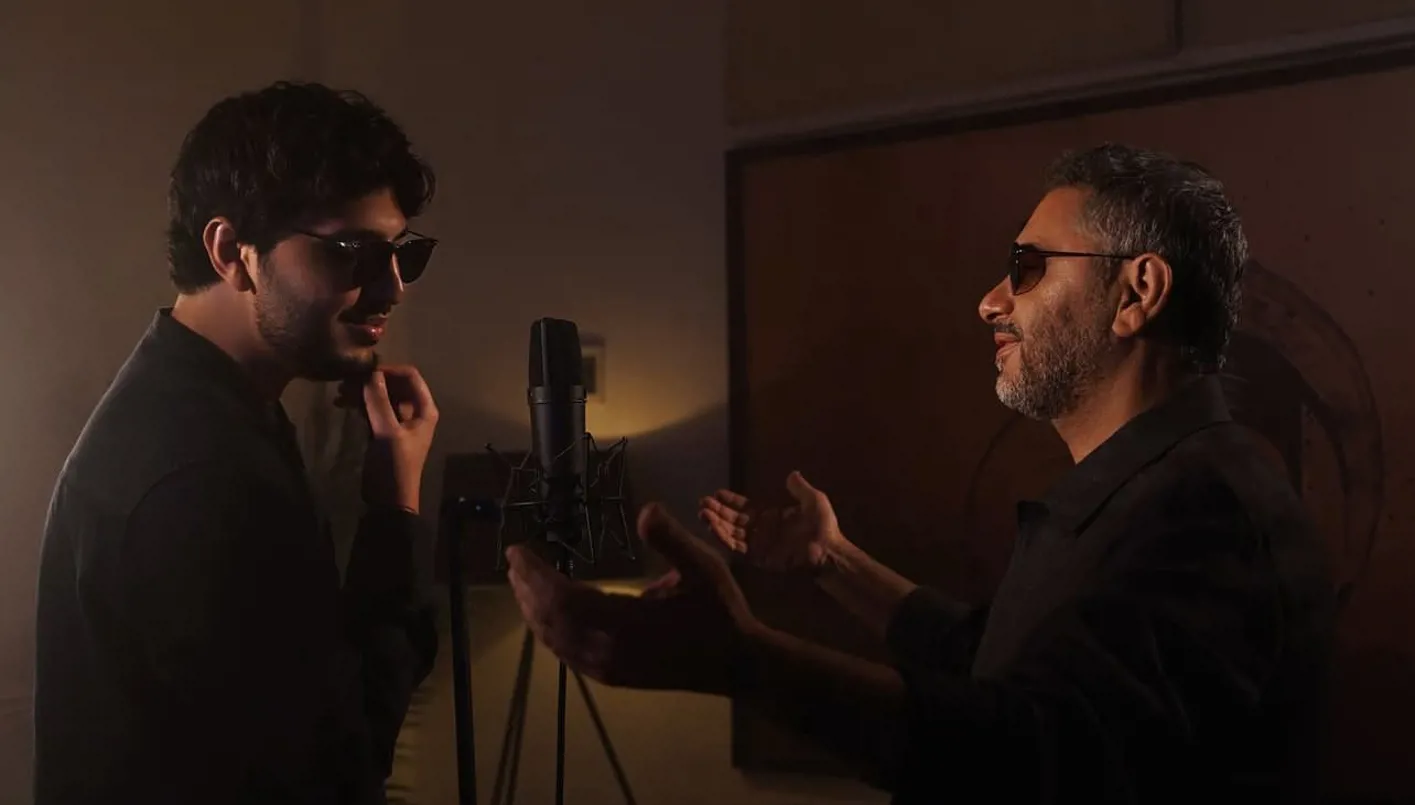 مكالمة مصورة بين محمد وفضل شاكر على المسرح… والحسد يضرب (فيديو)