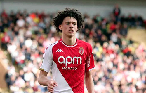 “أكليوش” الجزائري الأصل يمثل فرنسا في تصفيات المونديال