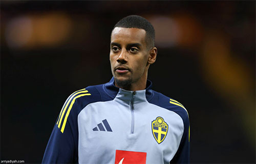 مدرب السويد يستدعي “أيزاك” رغم أزمته المستمرة مع نيوكاسل