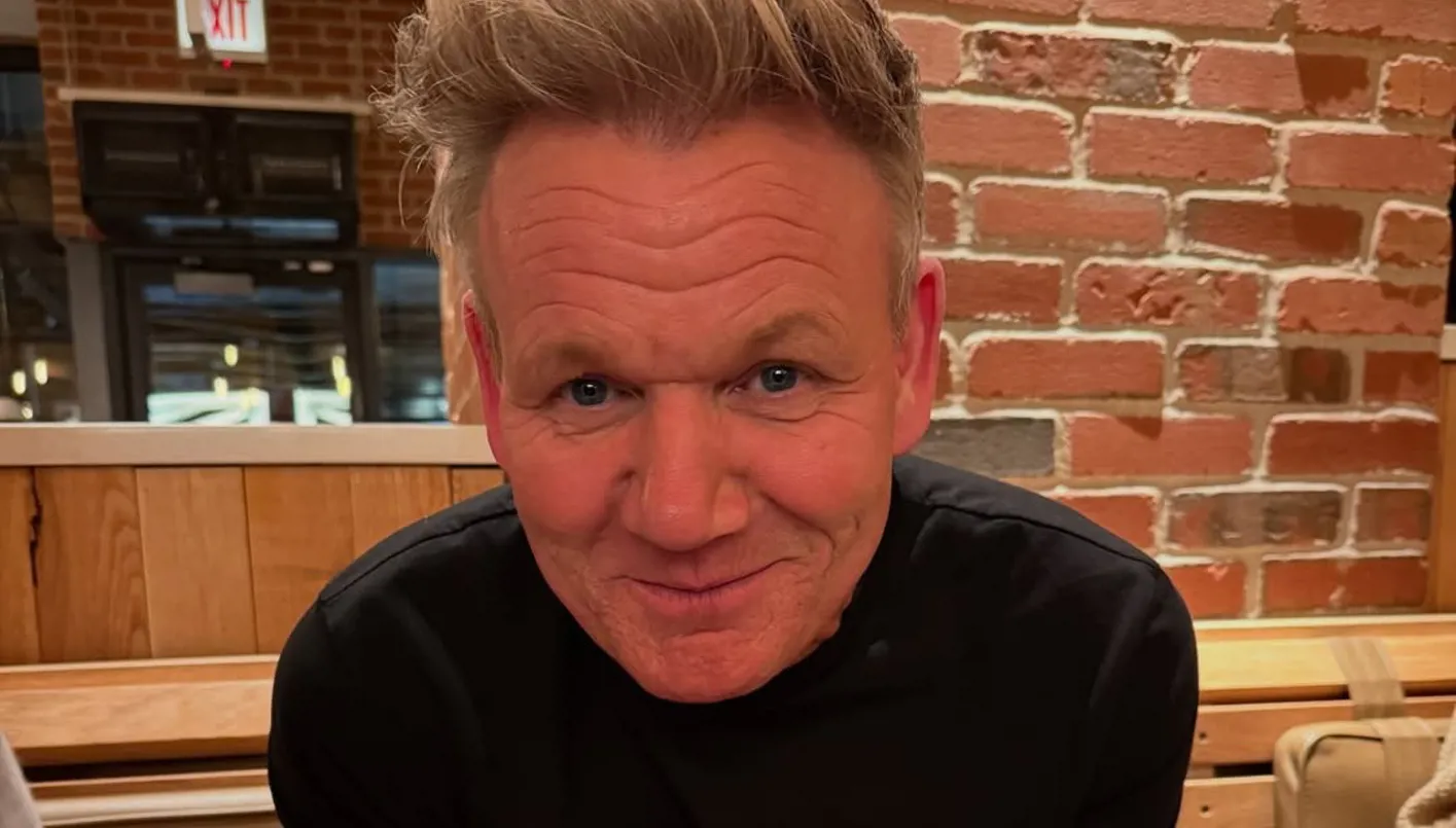 غوردون رامزي يخضع لعلاج لإزالة سرطان جلدي: لا تنسوا وضع واقي الشمس (صور)