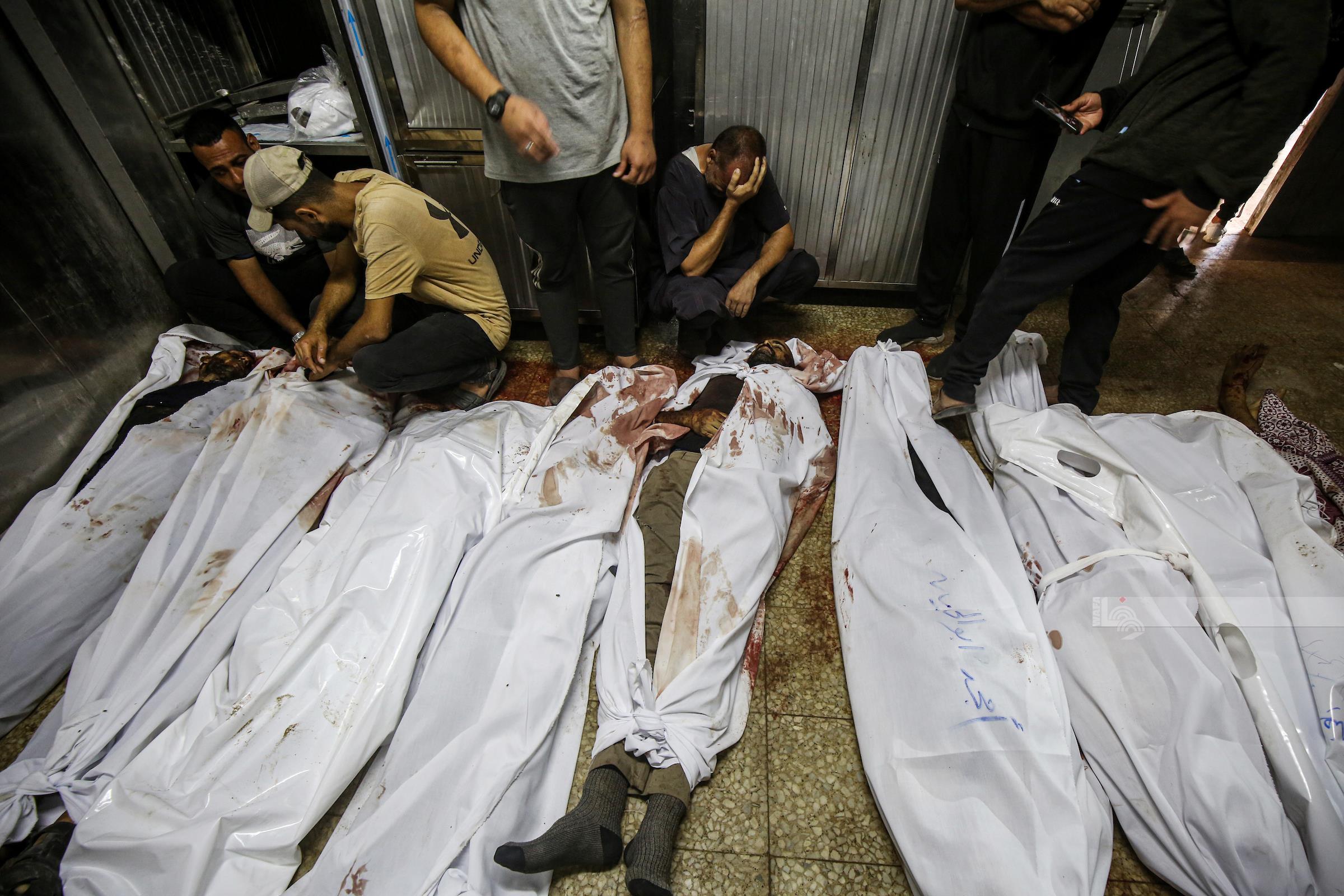 8 شهداء جراء قصف الاحتلال شقة سكنية شرق مدينة غزة-الحياة الجديدة