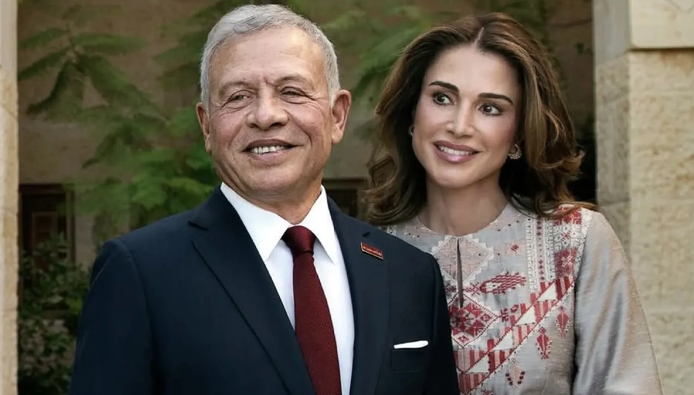 الملكة رانيا في عيد ميلادها الـ55 بأناقة تجمع التراث والحداثة