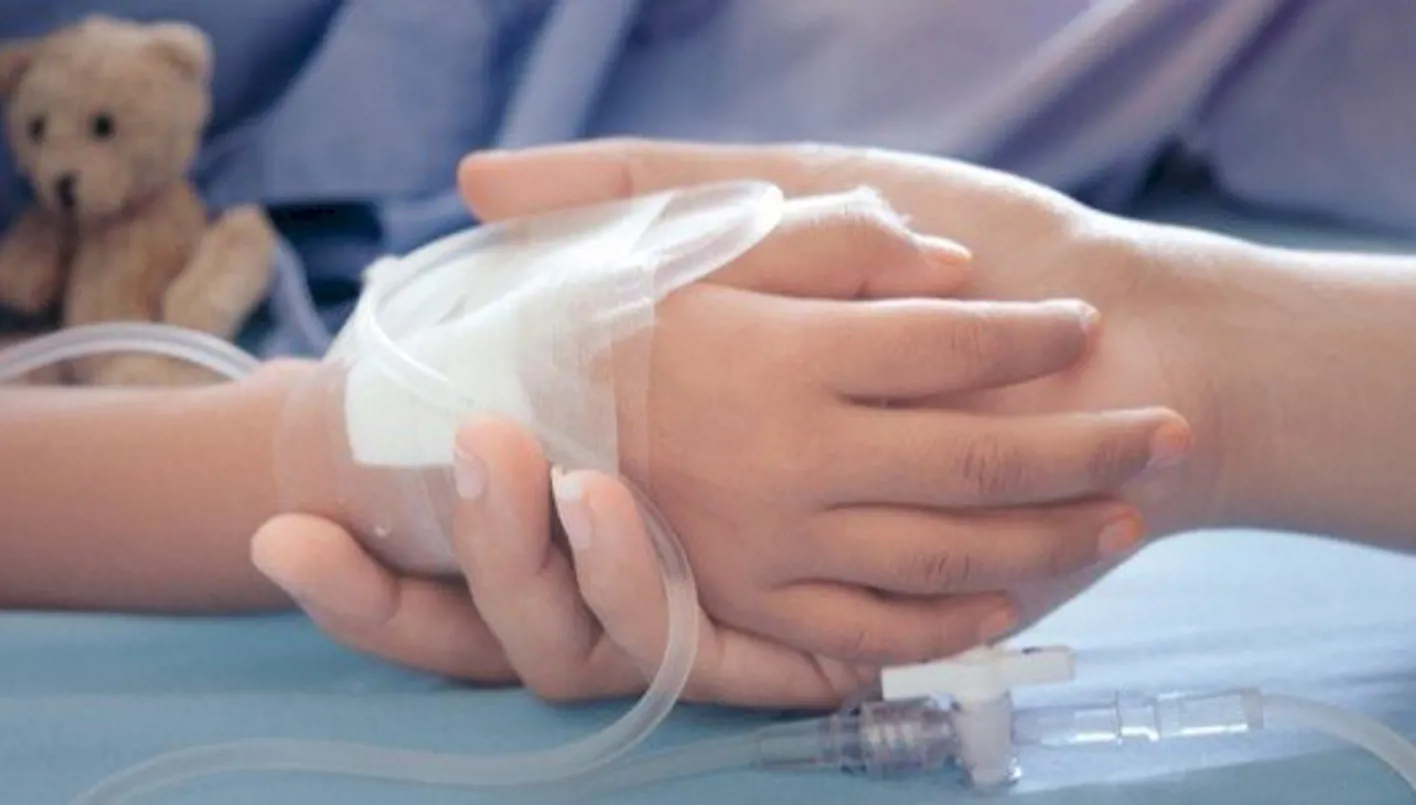 أسوأ حالة تسمم غذائي جماعي… وجبات مدرسية مجانية تُصيب 400 طفل بالإعياء!