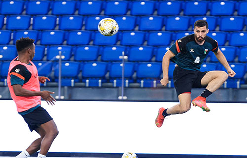 “الفدائي” يواجه ماليزيا ودياً اليوم وسط غياب 7 لاعبين