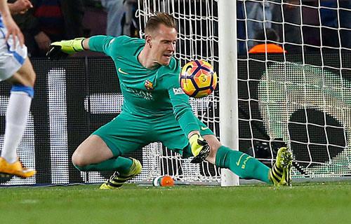 ناجلسمان: تير شتيجن لن يصبح الحارس
الأساسي لألمانيا إلا إذا استعاد دوره في برشلونة