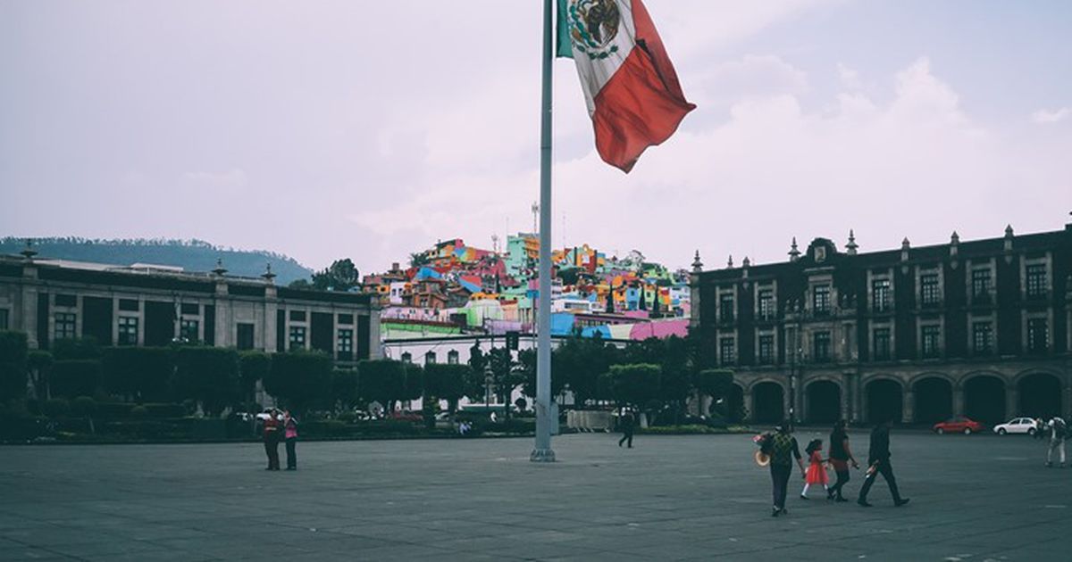 المكسيك تتجه لرفع الرسوم على السيارات الصينية إلى 50 بالمئة – عربي21