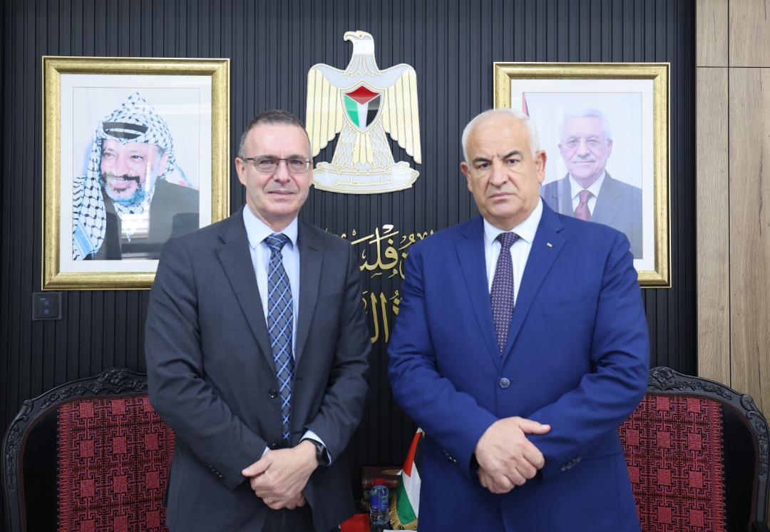 وزير الداخلية وممثل برنامج الأمم المتحدة الإنمائي يبحثان سبل التعاون المشترك-الحياة الجديدة