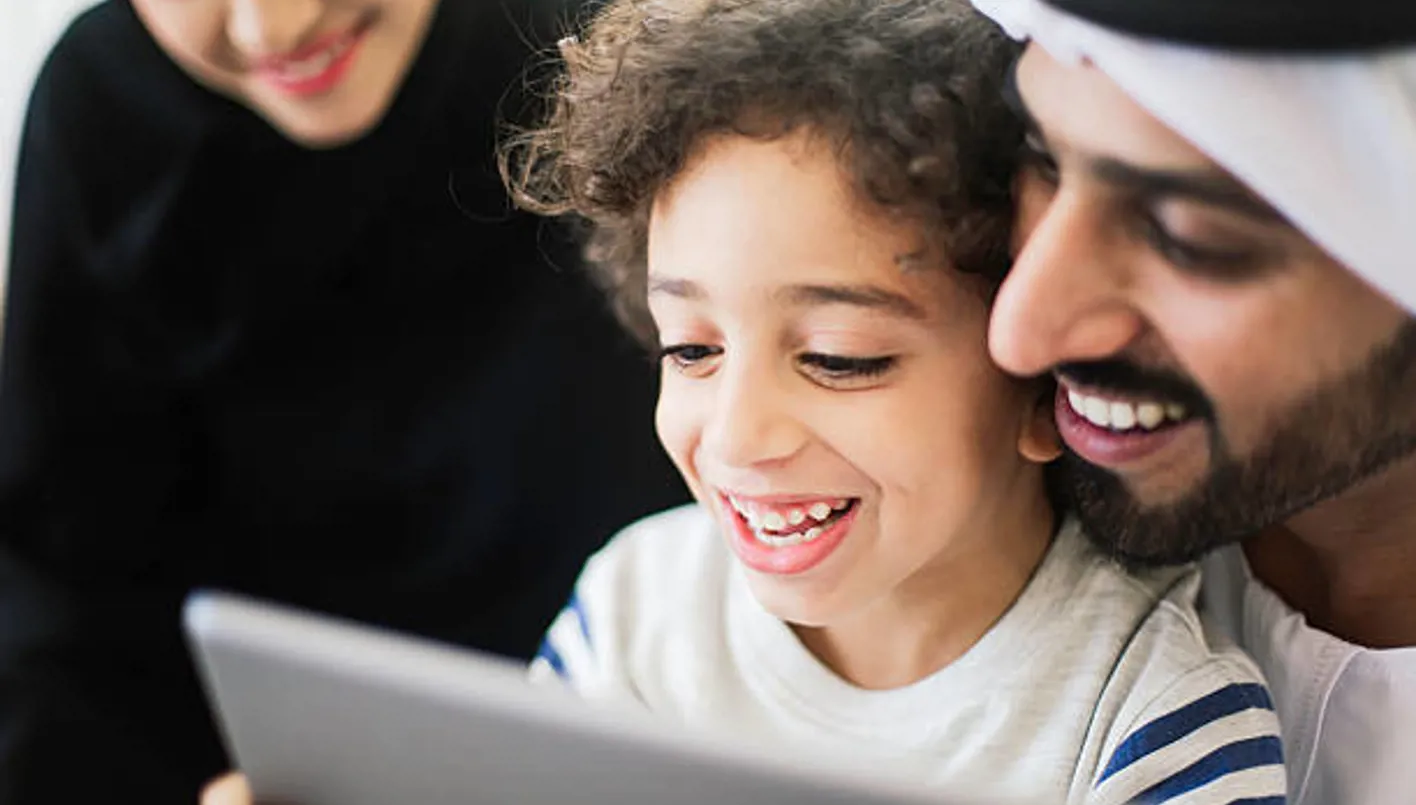 دراسة سعوديّة بعنوان الحقيقة حول الحياة الأسريّة في العصر الرّقمي