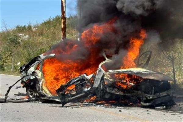 الطيران الإسرائيلي يستهدف سيارة في بلدة ياطر جنوب لبنان وإصابة شخص